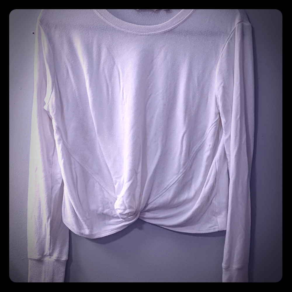 Athleta knotted tee
